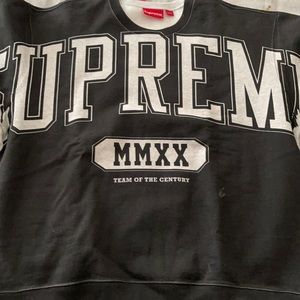 Supreme Overprint Crewneck. Never worn/No Packaging